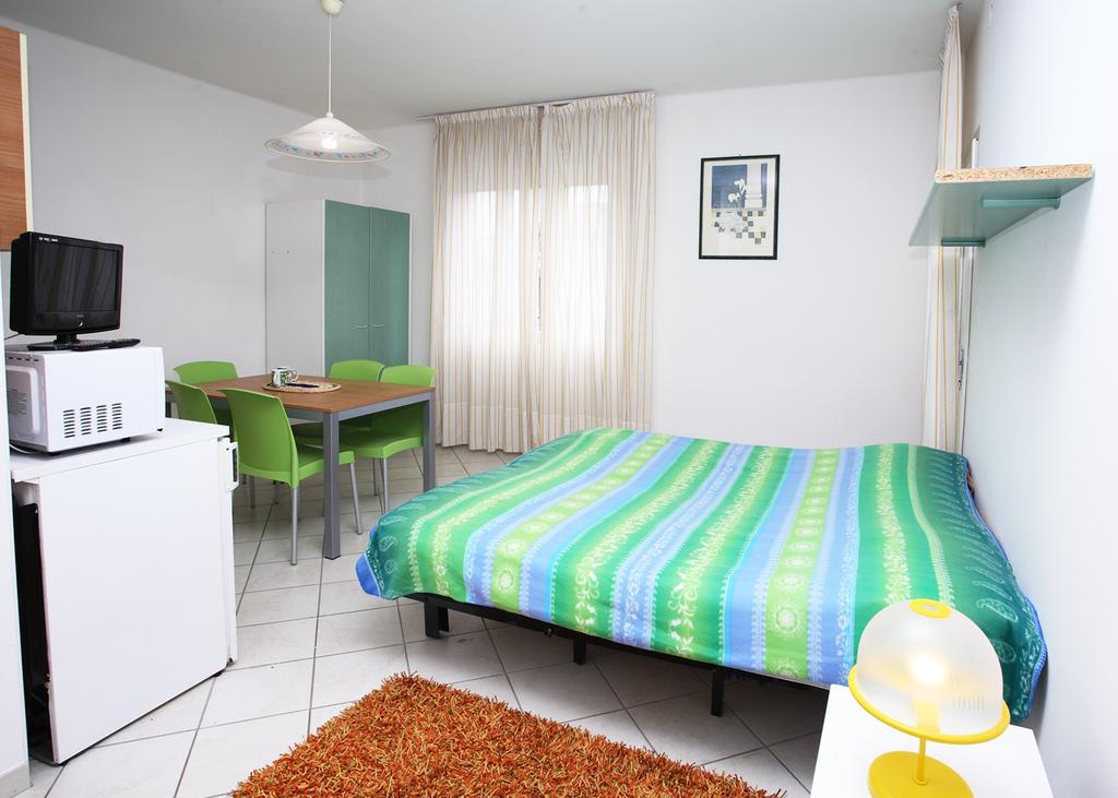 Residence Stella Polare Бибионе Экстерьер фото